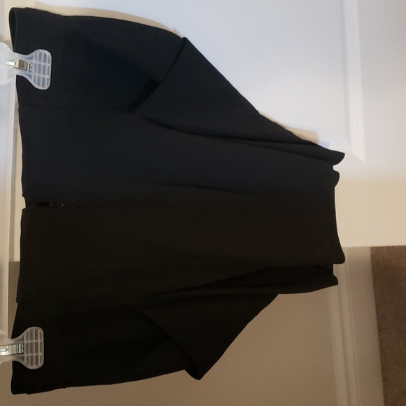 Worn twice BCBG black skirt size S - Picture 3 of 4